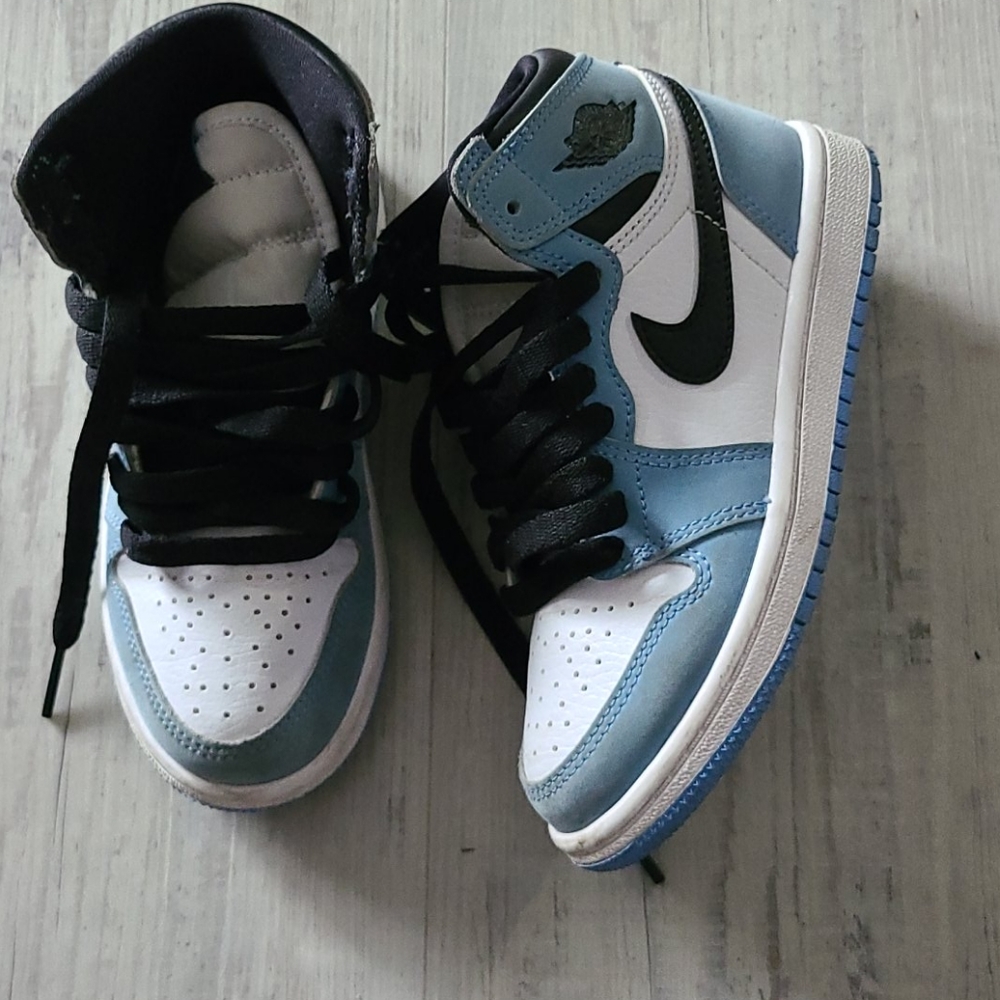 Size 12 University Blue Jordan 1 retro